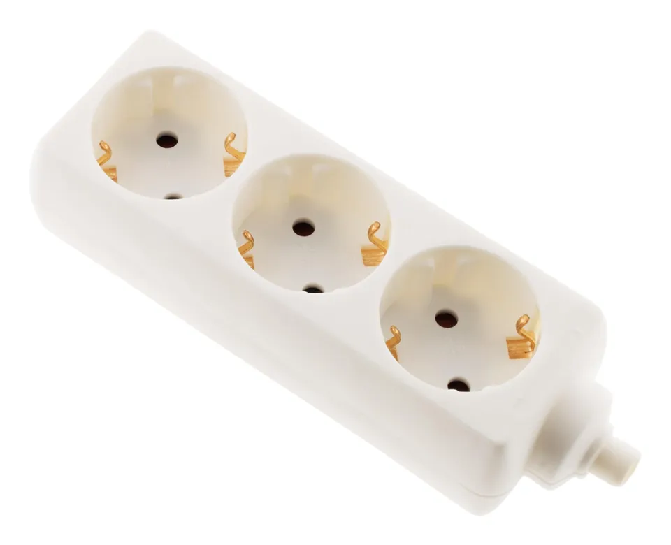 zenitech-bloc-multiprise-schuko-3-prises-16a-c-bler-blanc image 1