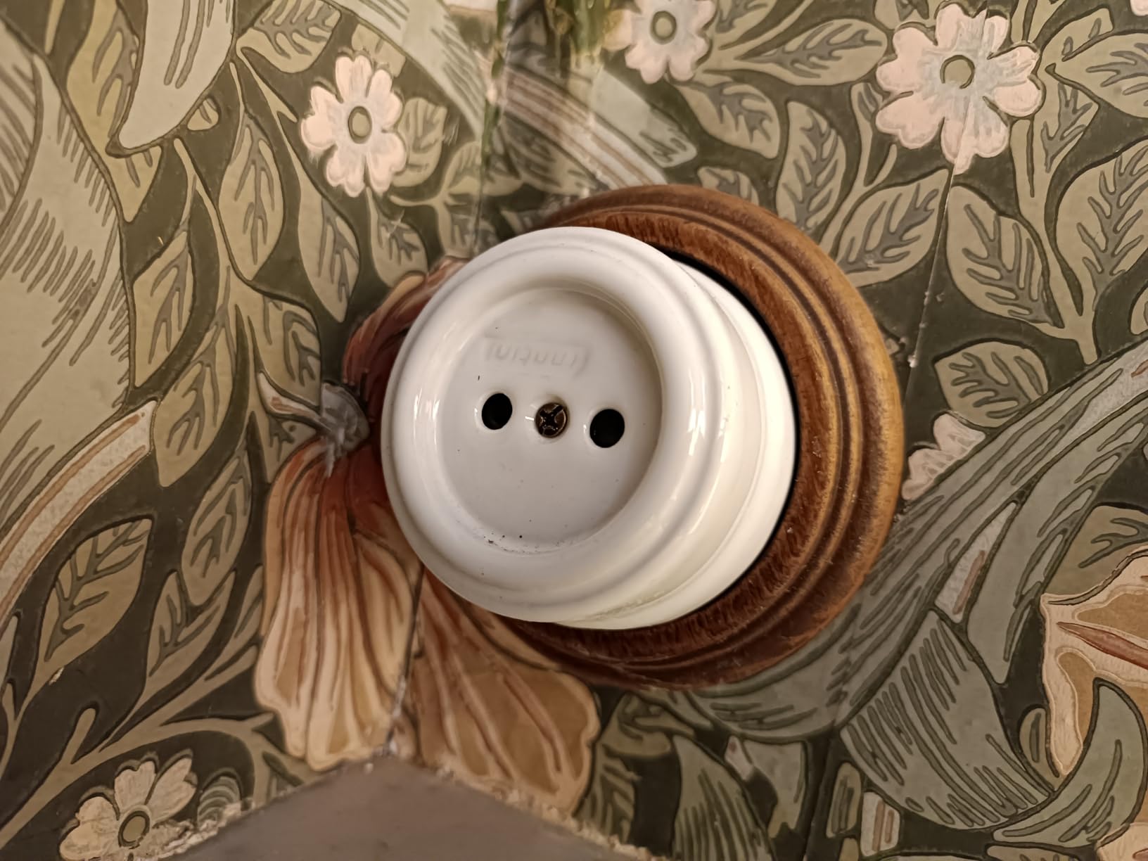 Parfaite dans mon couloir
