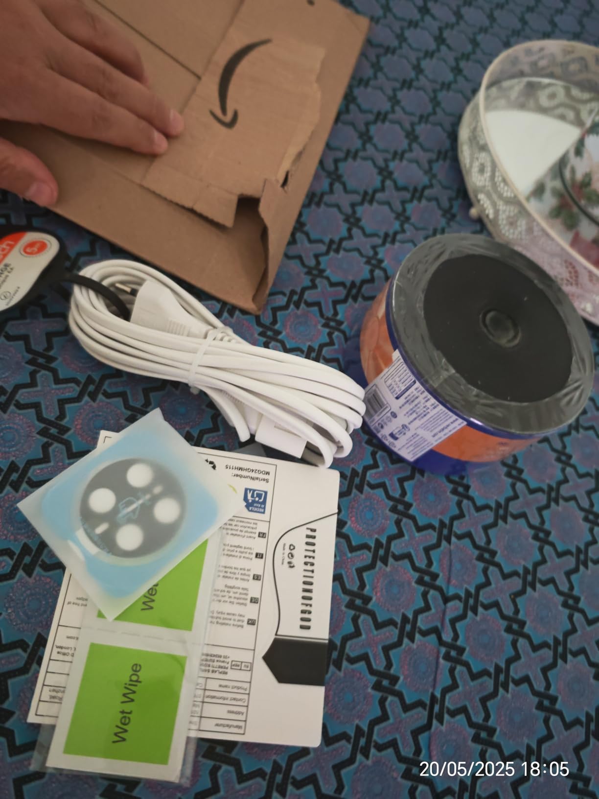 Pratique pour la lampe du salon