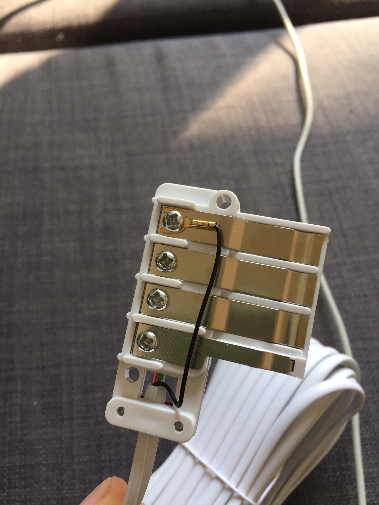 Pratique pour déplacer le téléphone