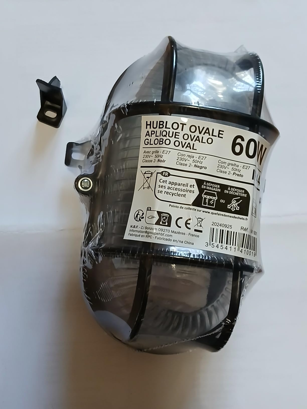Bien mais plastique léger