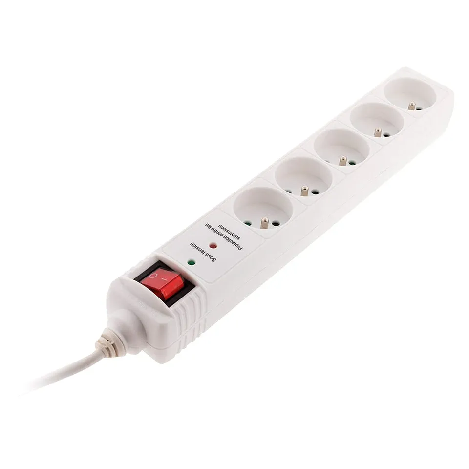 zenitech-bloc-5x16a-avec-interrupteur-parafoudre-parasurtenseur-blanc image 1