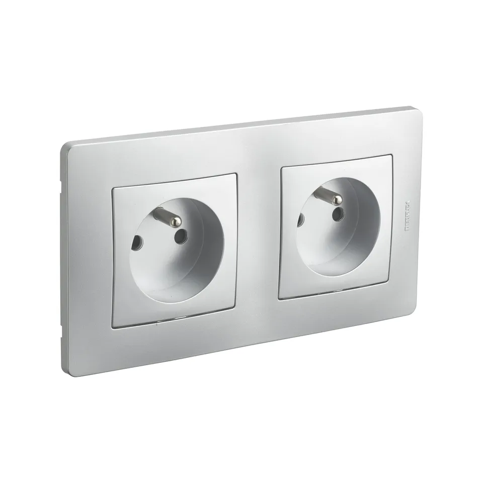 debflex-caly-749513-double-prise-2p-t-pr-c-bl-e-blanc image 1